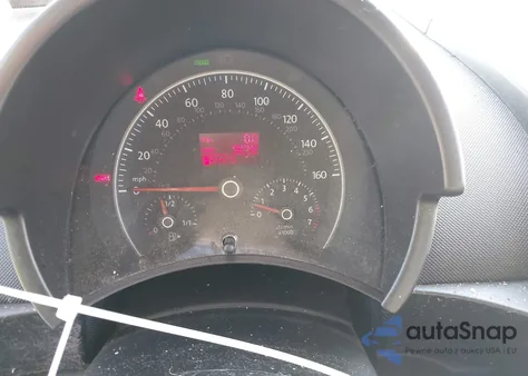 2007 Volkswagen New Beetle 2.5 z USA, uszkodzony, nr VIN 3VWPW31C47M512937